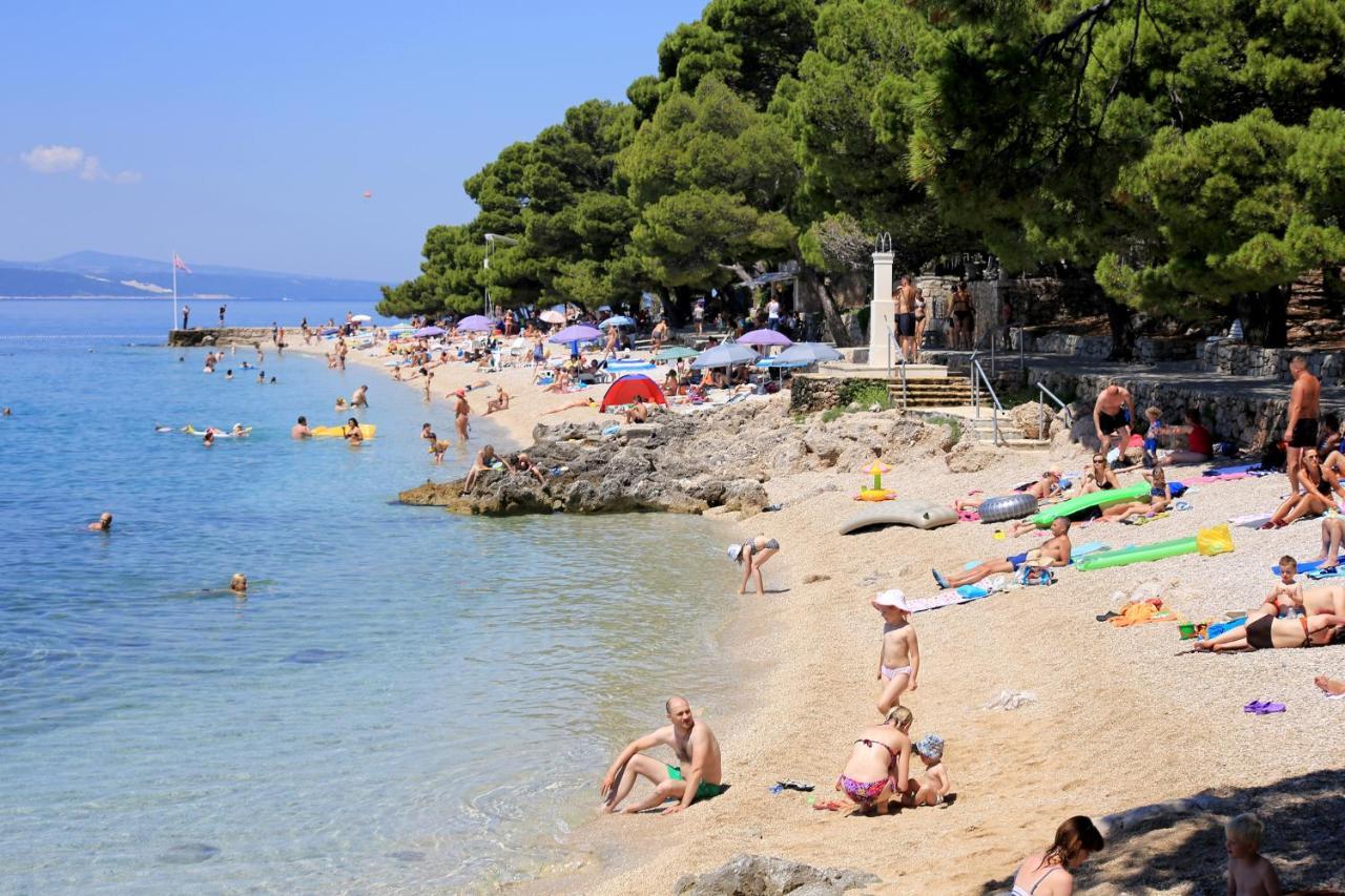 Apartments With A Parking Space Brela, Makarska - 11687 Extérieur photo